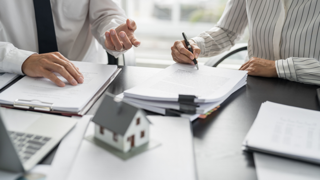 ¿Cómo funciona una hipoteca conjunta y qué implica firmarla con otra persona?